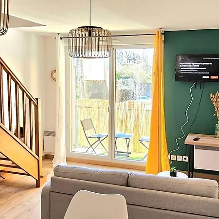 T3 Duplex Centre - Parking - Gare - Thermes 아파트 *
