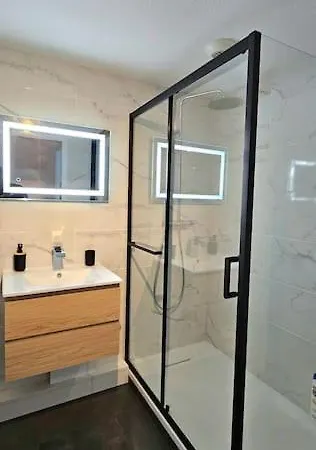 아파트 T3 Duplex Centre - Parking - Gare - Thermes 또농-레-방